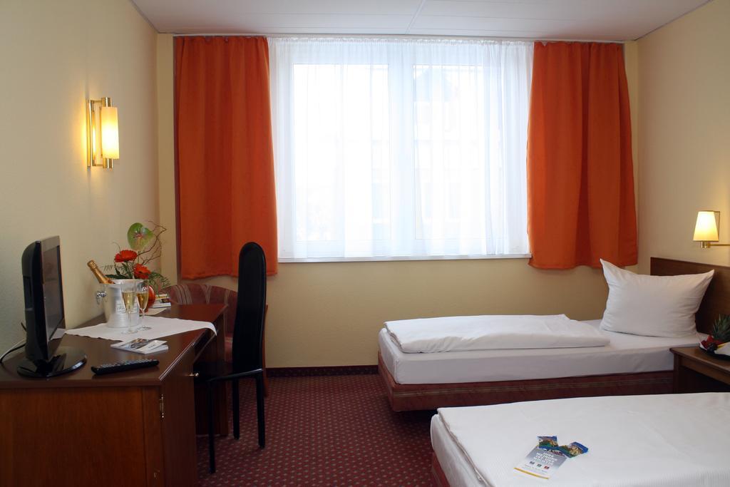 Quick Hotel Dresden West Kesselsdorf Εξωτερικό φωτογραφία